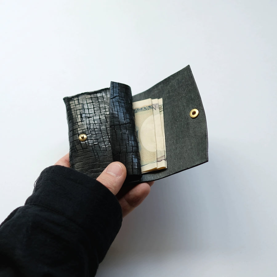 mini wallet - crack